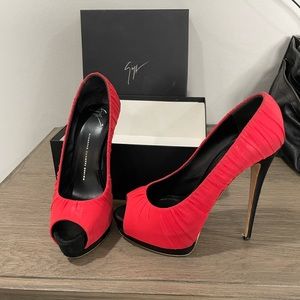 Giuseppe Zanotti orange/pink pumps, size 40 (10 US).